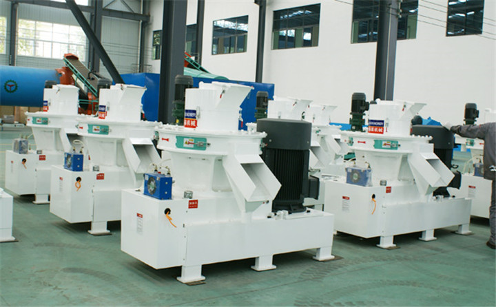 生物質(zhì)顆粒機.jpg 生物質(zhì)顆粒機.jpg